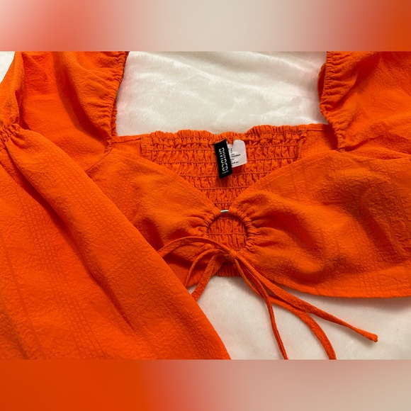 Orange, H&M puff sleeve micro crop top. - Picture 2 of 4